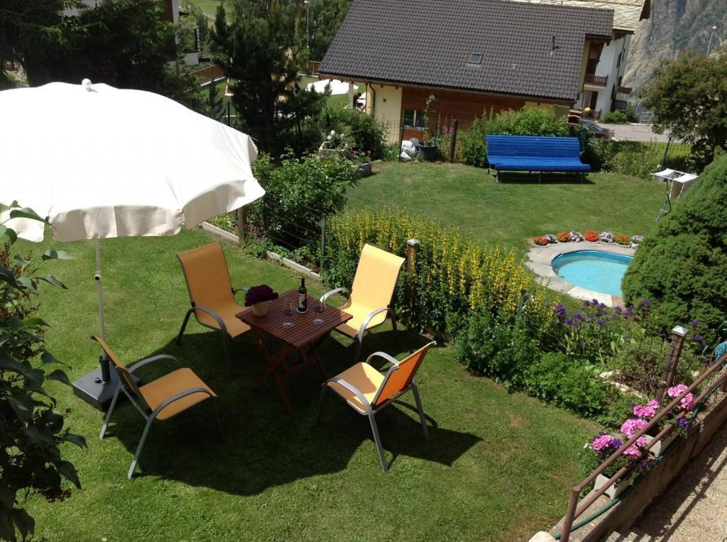 Chalet Heimetli Grachen Bagian luar foto